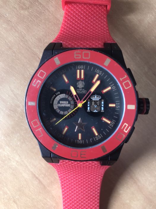 Часы все рабочие фирмы CALGARY дуже добре роблять из нержавейки