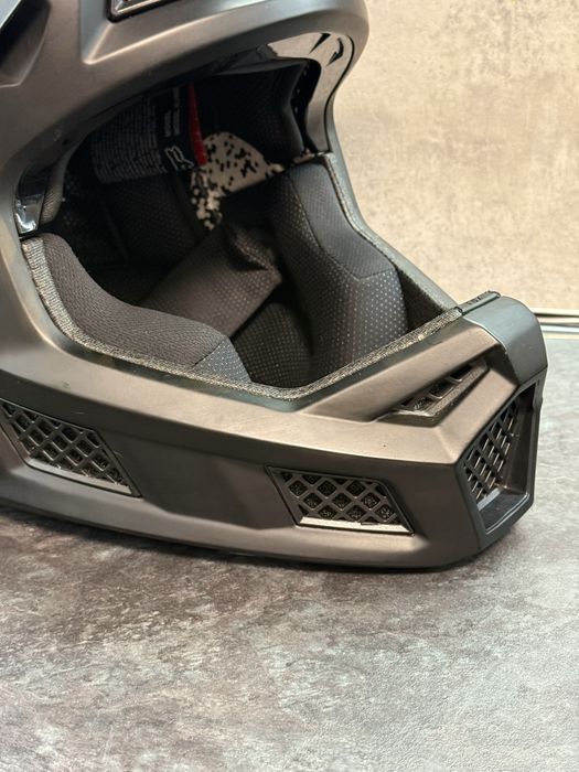 Оригінальний шолом FOX RAMPAGE PRO CARBON