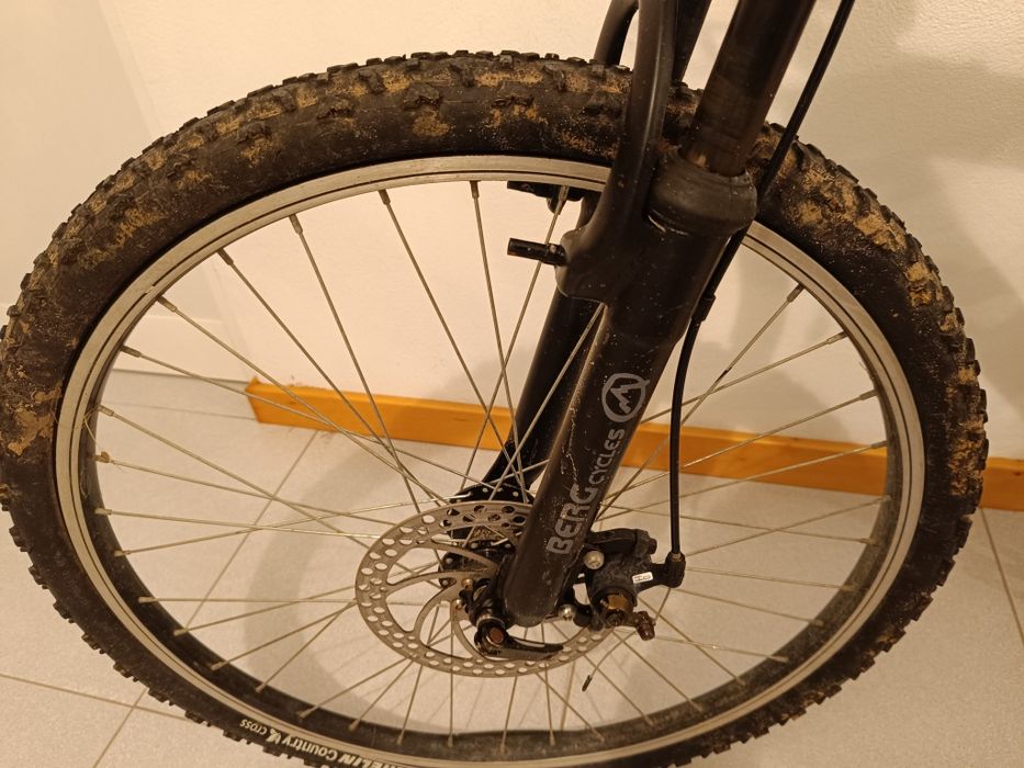 Bicicleta BTT BERG Sport Cross 1.6 com upgrades, óptimo para iniciante