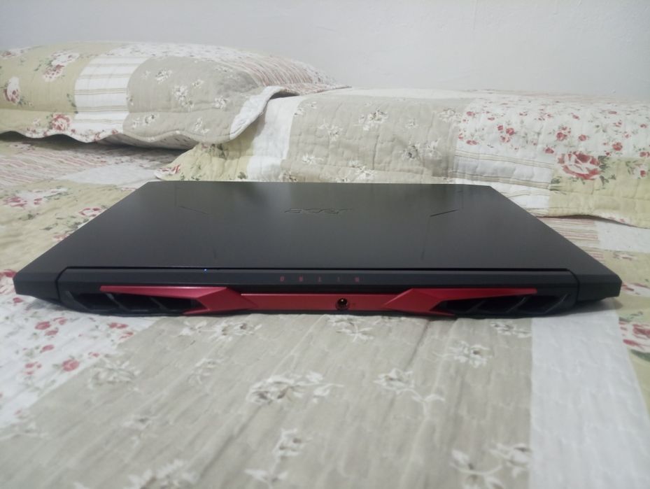 Portatil Gaming Acer Nitro 5 c/ Extras