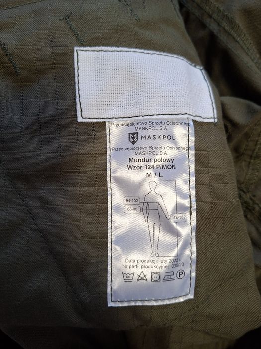 Mundur polowy M/L NOWY 124P