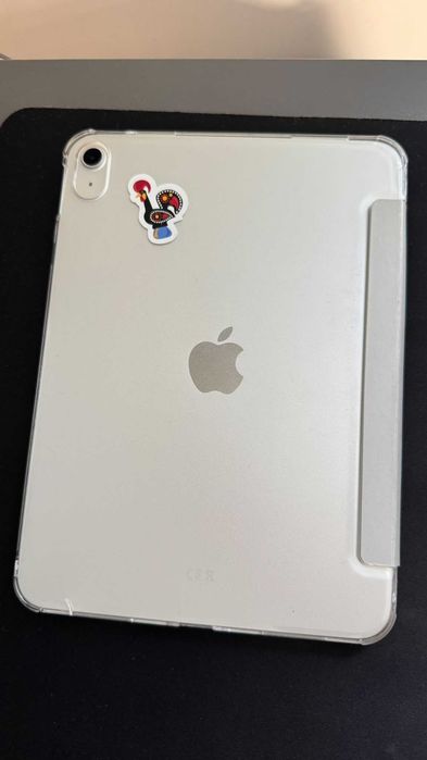 Apple iPad 11'' 2025 - 256GB - Wi-Fi - Prateado