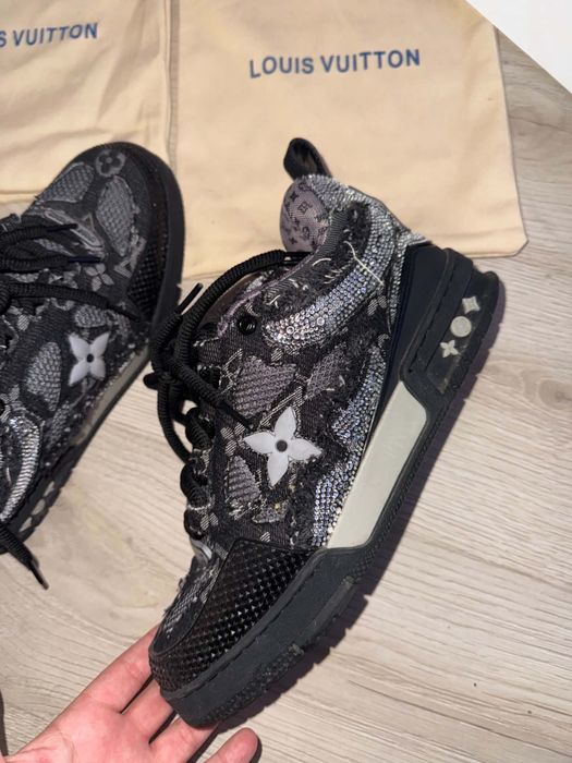 Lv skate z cyrkoniami