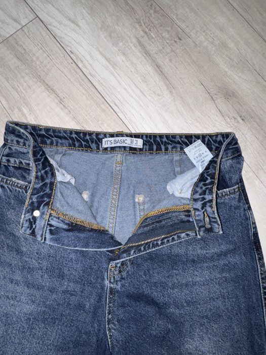 Продам Жіночі джинси