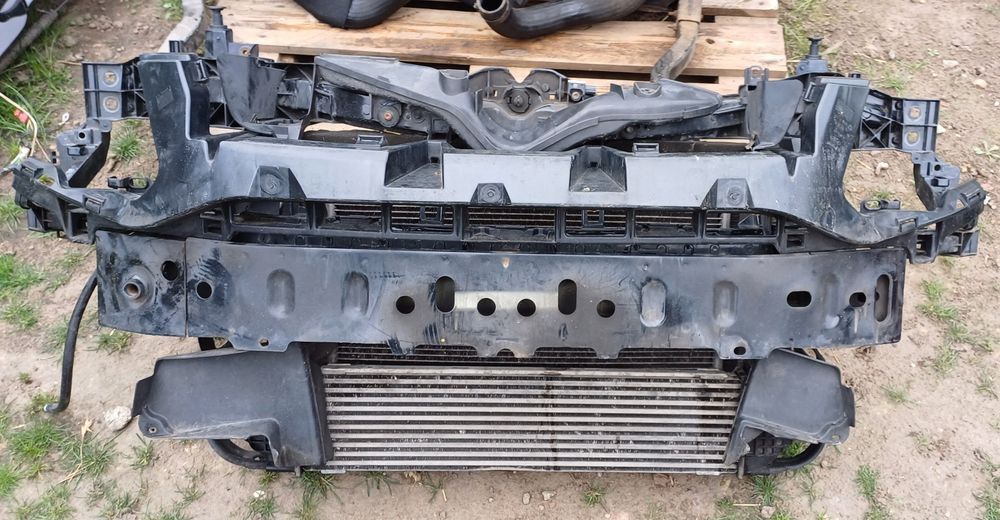Pas przedni, okular, ford Kuga Mk 1. Kolor B8, H8, Q8, F8, 58