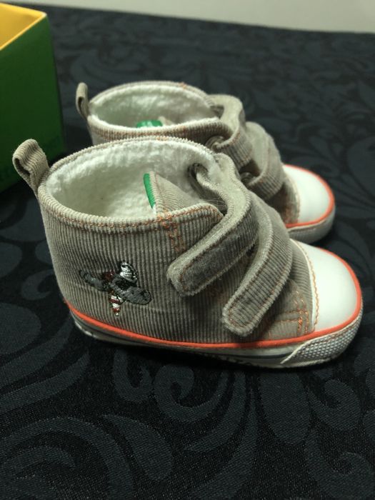 Sapatilhas Bebé - N.19 (Benetton) e N.17