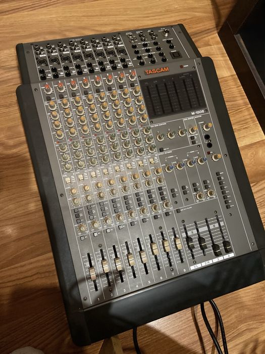 Tascam m-1508 Микшер, Микшерный пульт