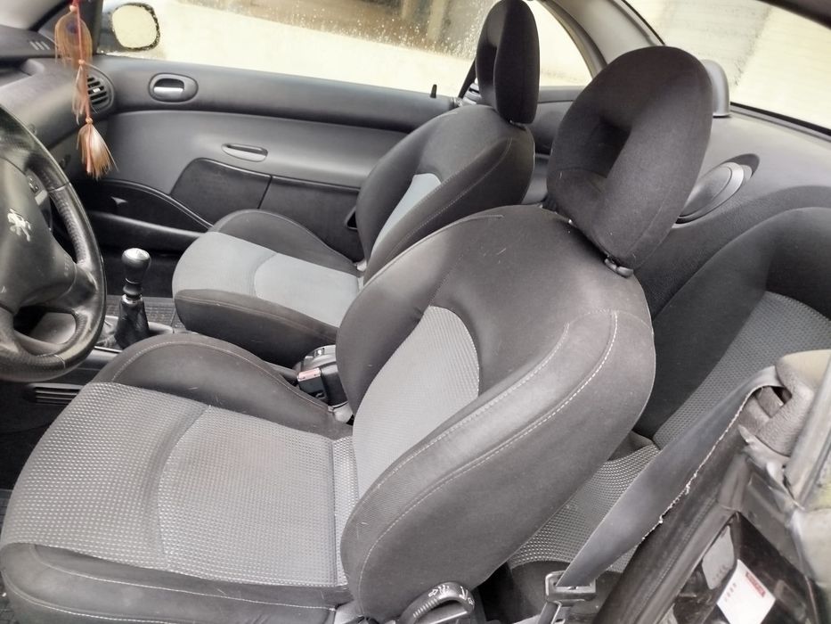 Peugeot 206 CC descapotável