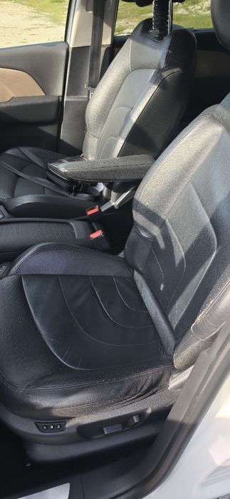 Citroen c4 grande picasso — photo 5