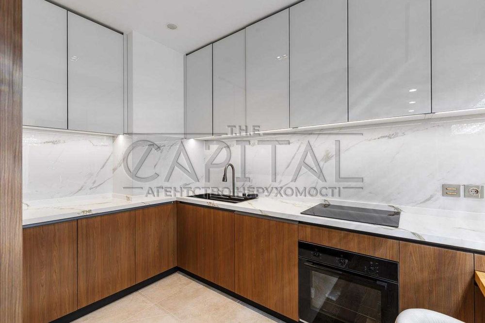 Apartment in Kyiv - View 4
