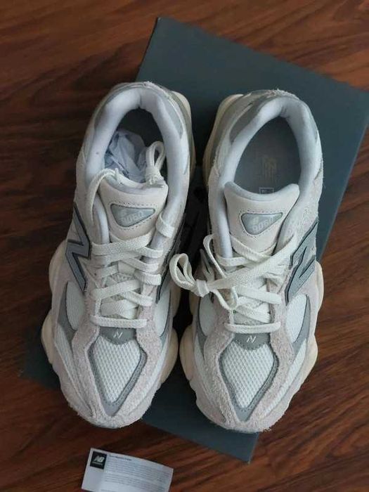 Oryginalne męskie buty New Balance 9060HSC R.39,5