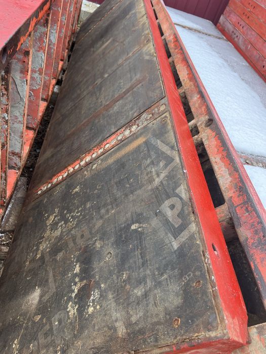 Опалубка ,щіти ,вертикальна опалубка.