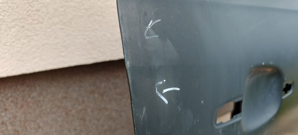 Corsa E 3d 3-drzwiowa, sprzedam nowe drzwi, str prawa, od pasażera