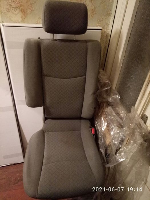 Сидение 2 й ряд, предположительно Шевроле Митсубиси Опель