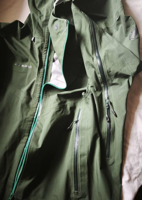 Куртка Mammut Gore-Tex.