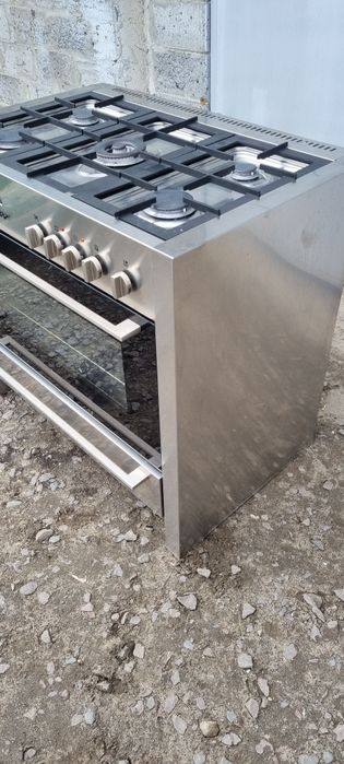 Професійна газова плита