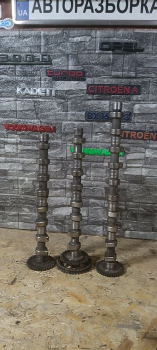 Розпредвал розпредвали Мерседес OM 603/ OM604