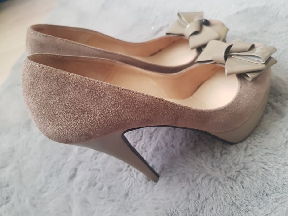 Buty 38 beżowe khaki włoskie mario bolucci