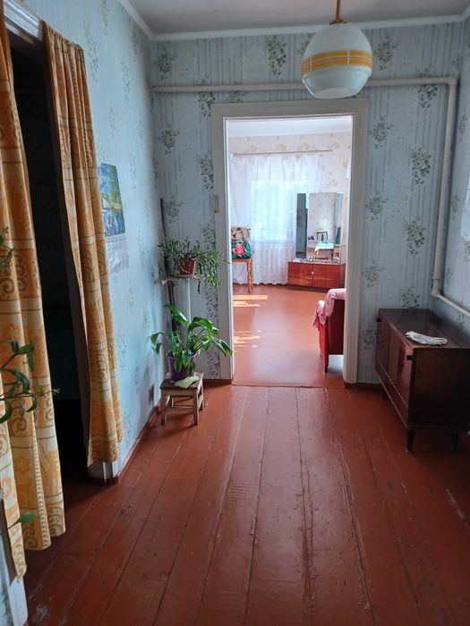 Продам дом для большой семьи Комаровка