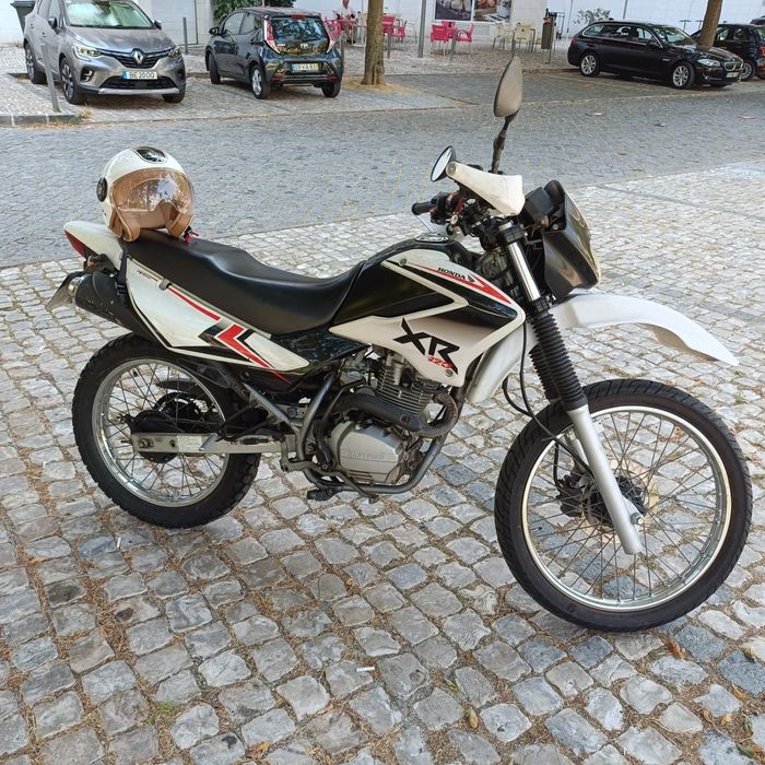 Honda XR 125cc impecável