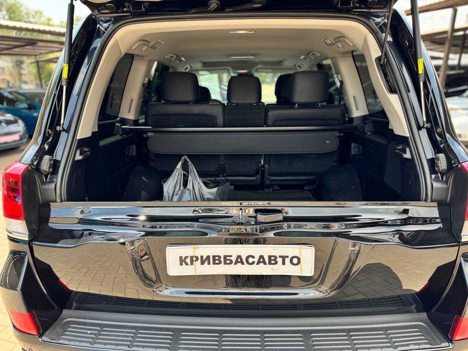 Toyota Land Cruiser 200