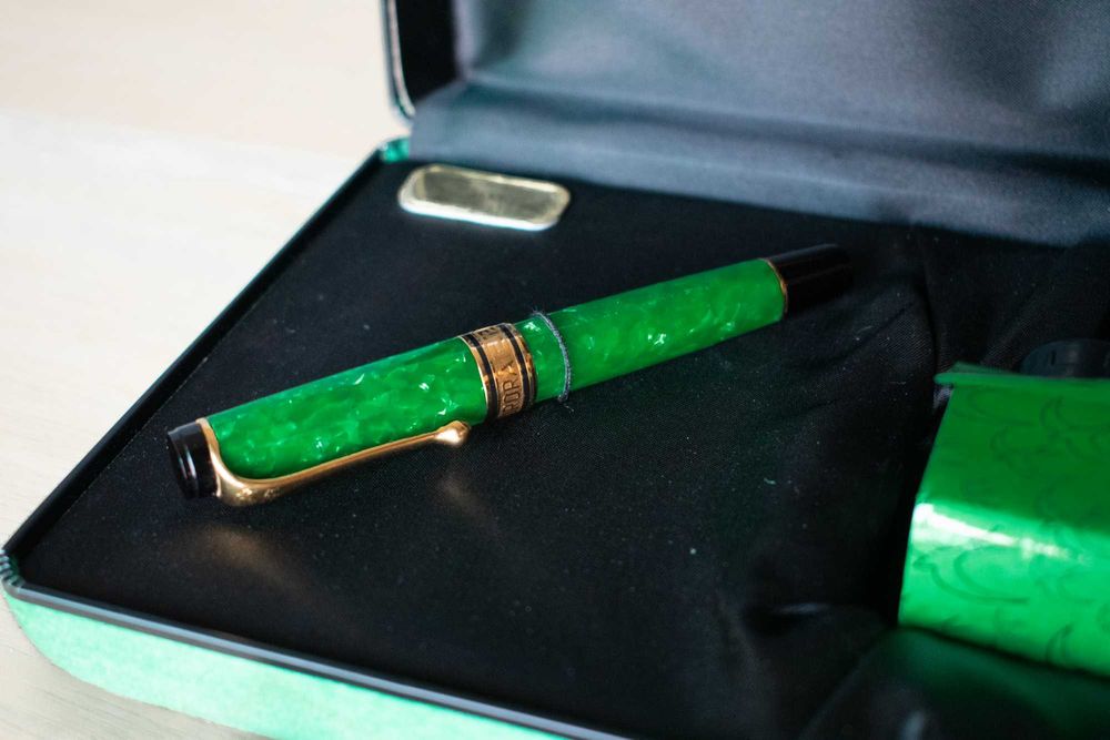 Caneta tinteiro Aurora Primavera verde mármore ouro 18K - NEGOCIÁVEL