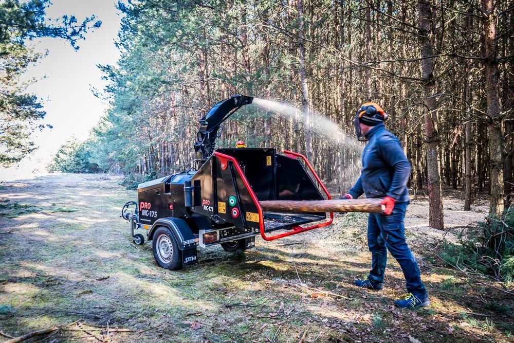 Rębak do drewna spalinowy Polski  Firmowy REMET MC 175 spalinowy  Nowość  mobilny Promocja homologacja łuparka, dla Gminy, Urzędu  dotacja