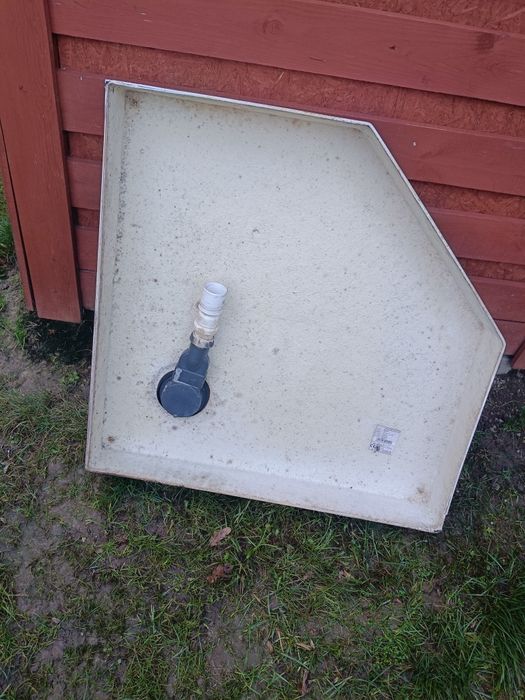 Brodzik pięciokątny z syfonem BDB stan.Bez Rys. 80 x80 wysokość 14 cm