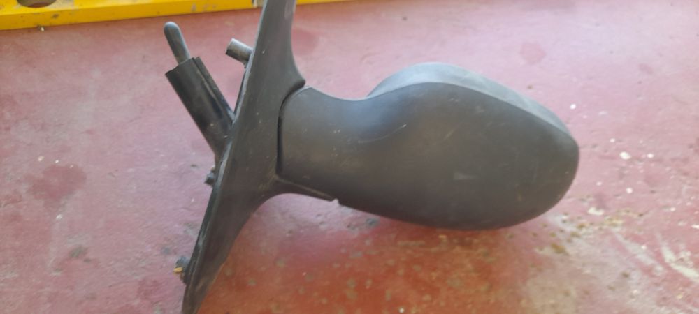 Зеркало. Стоп сигнал.