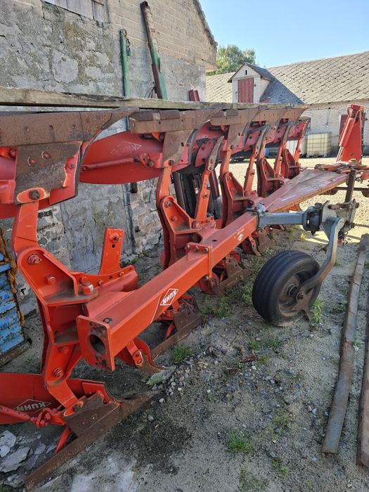 Części do pługa kuhn vari-master 120 wszystkie belka