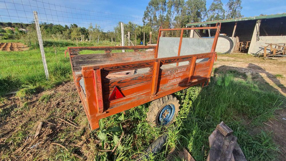 Reboque de motocultivador