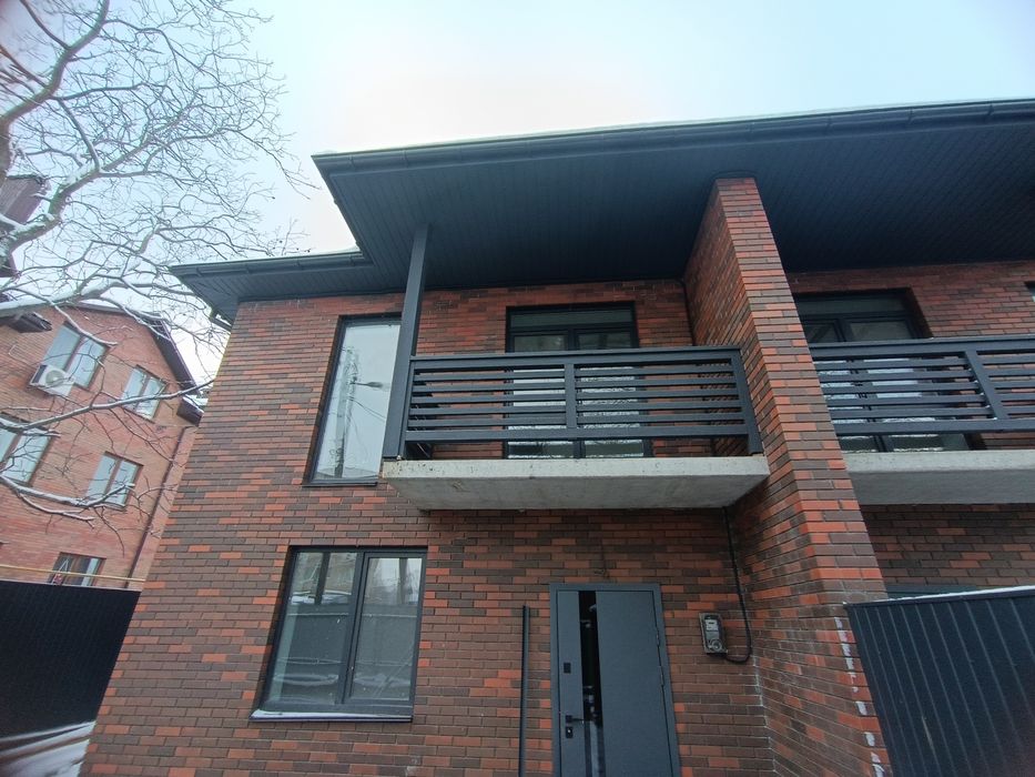 Продаж таунхауса з міськими комунікаціями м.Вінниця, пров. Ясний