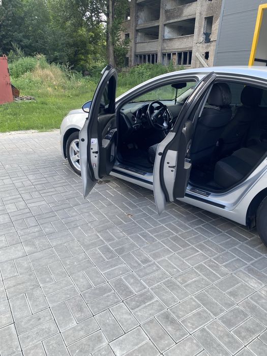 продам автомобиль