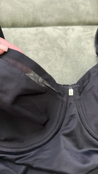 Корегуюче Боді Triumph True Shape Sensation 85С