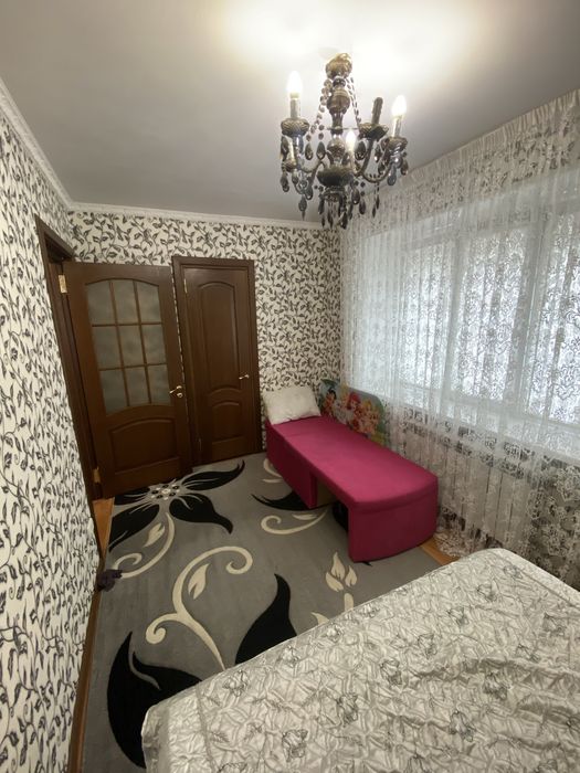 Посуточно 2ком квартира Шинник 12 квартал Б.Хмельницьк СВІТЛО Є ЗАВЖДИ