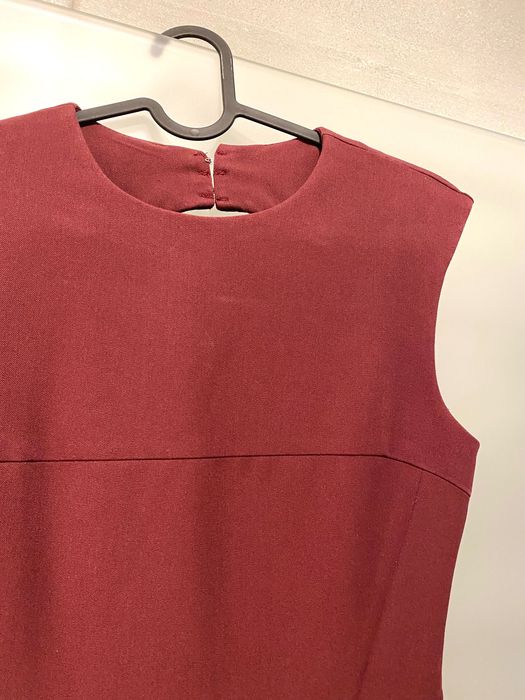 Vestido midi bordeaux