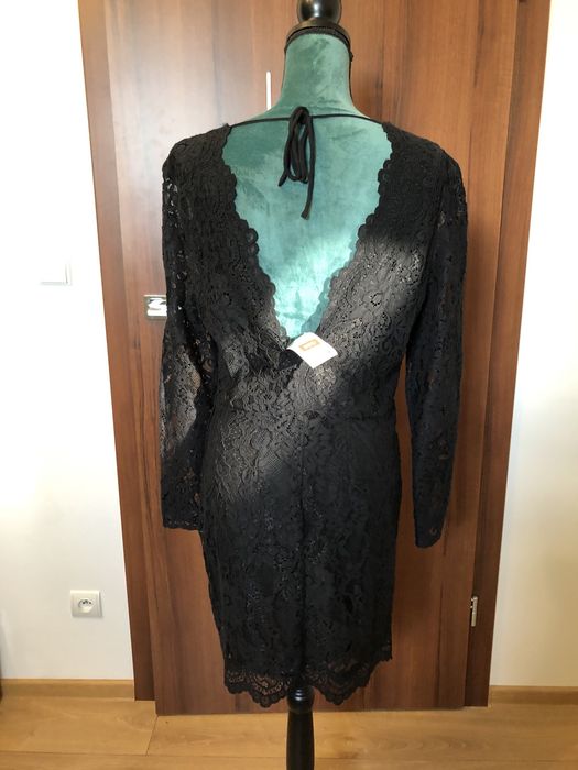 Sukienka koronkowa mala czarna h&m rozmiar 42/40