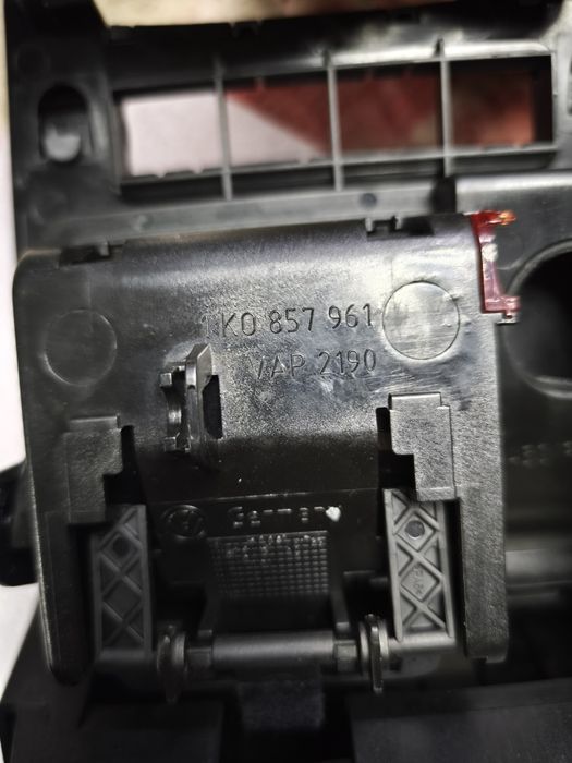 Пепельница передняя гольф 5