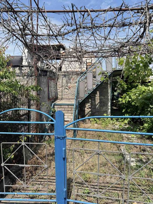 Продам дачу дві ділянки