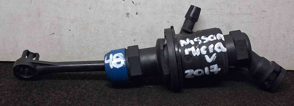 Bomba Principal da Embraiagem 306105FA0C - NISSAN MICRA V