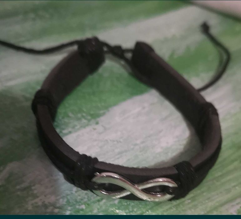 Pulseira ajustável unissexo