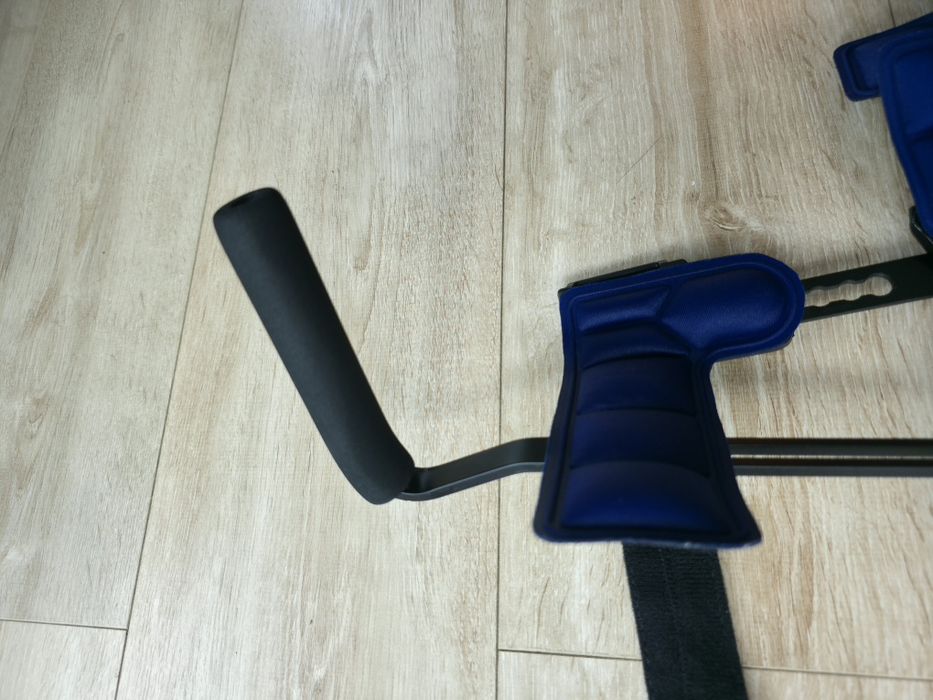 Orteza łokcia QMED Elbow Pro Plus (Prawa) + Temblak GRATIS
