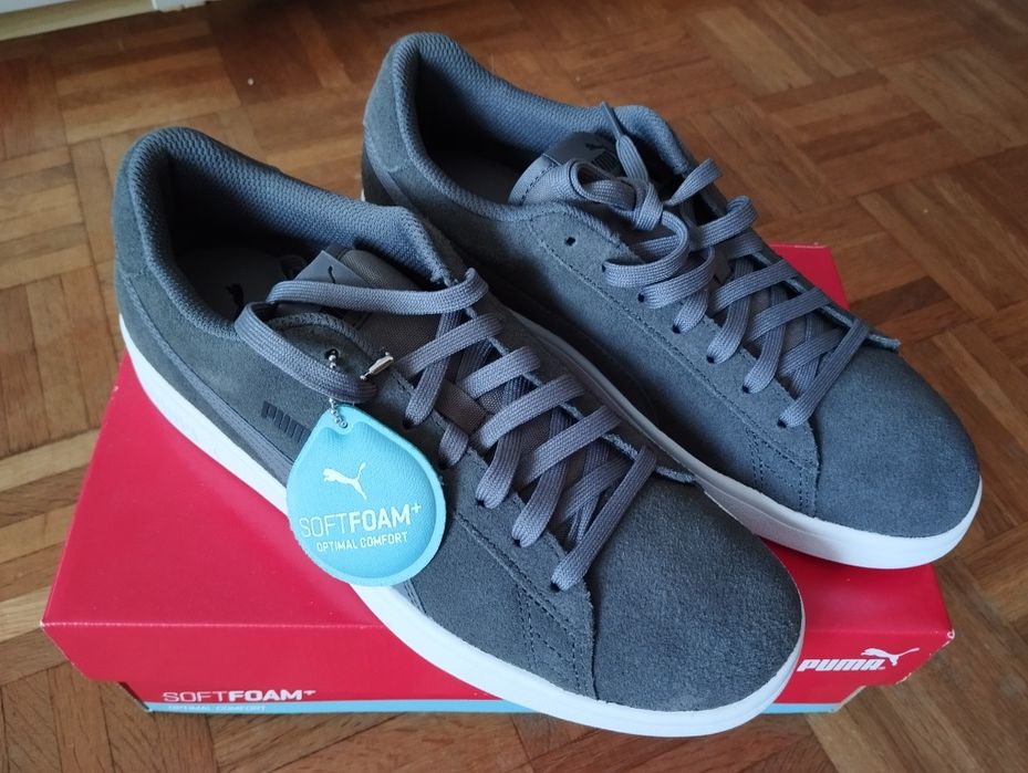 Tênis novos - Puma cinza NR 39