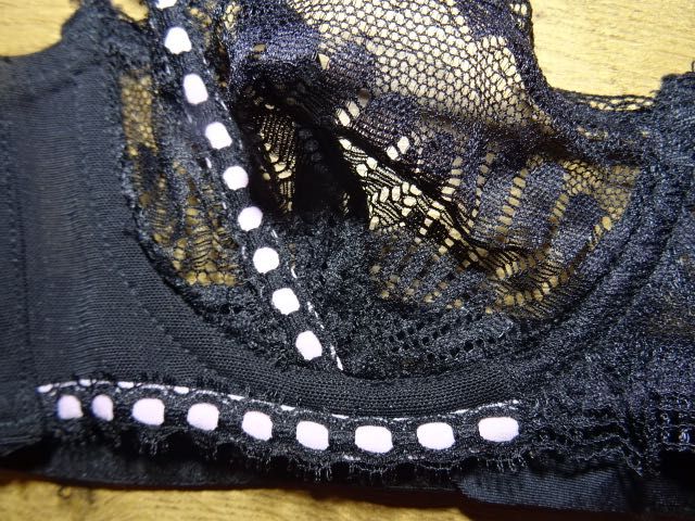 Primark biustonosz czarny koronkowy 75 A