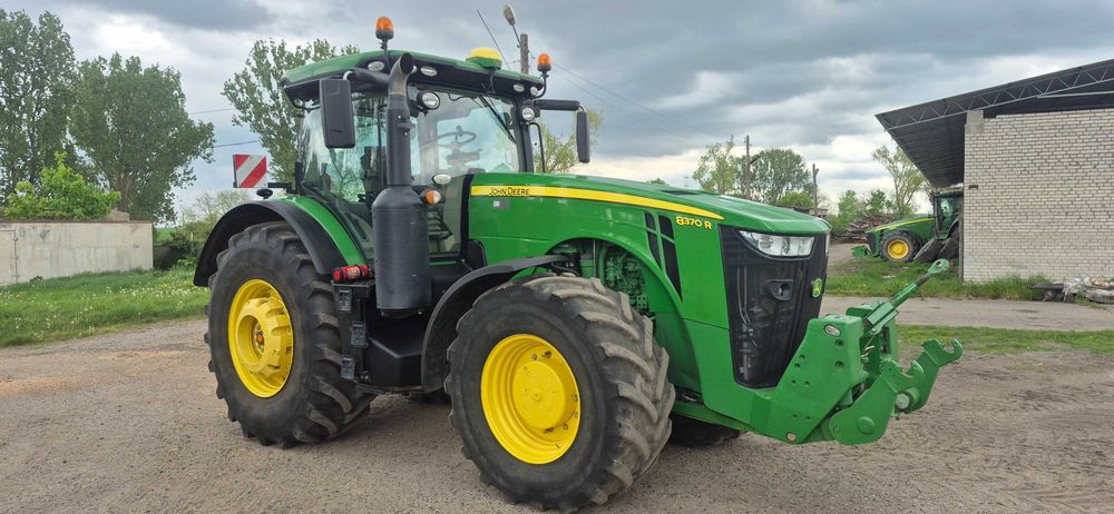 Ciagnik John Deere 8370R e23 50km/h GPS
