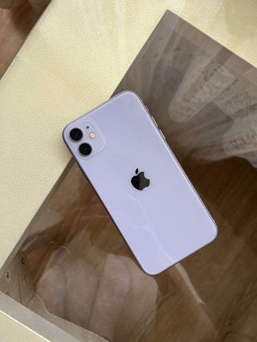 Айфон 11 (100% акб) в гарному стані