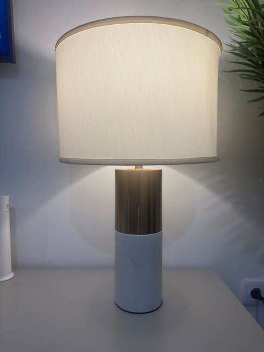 Candeeiro de mesa