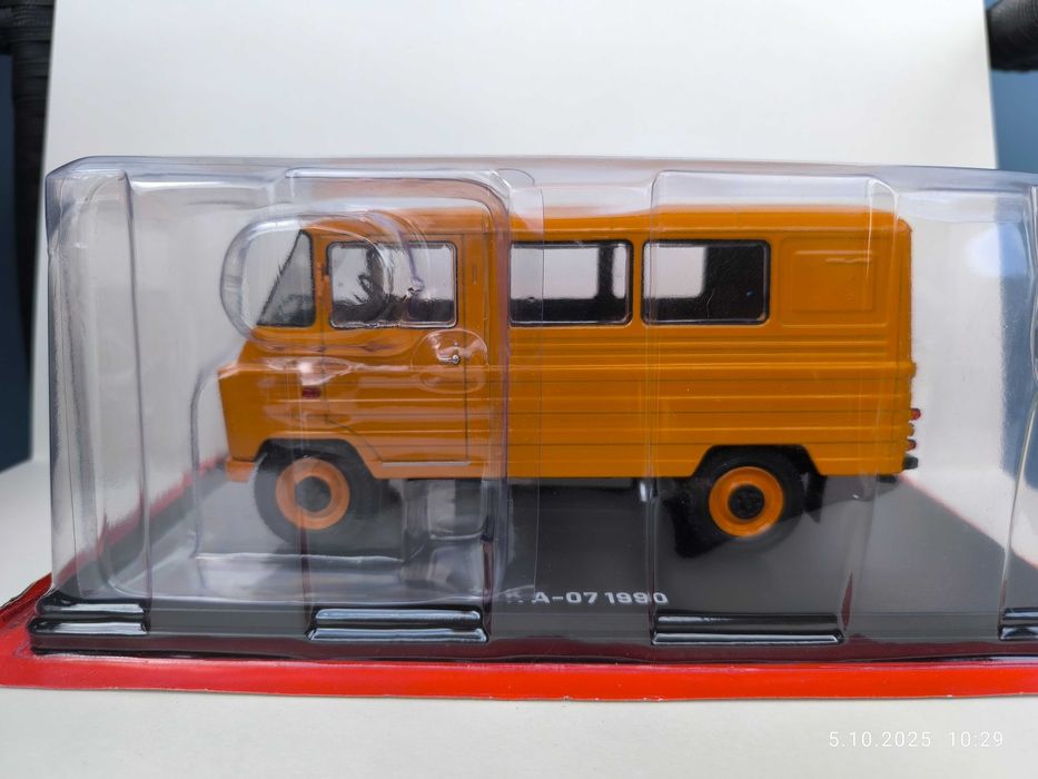 Kolekcja Samochody PRL 1:24 Hachette 3x Żuk A-07 Kultowe Auta