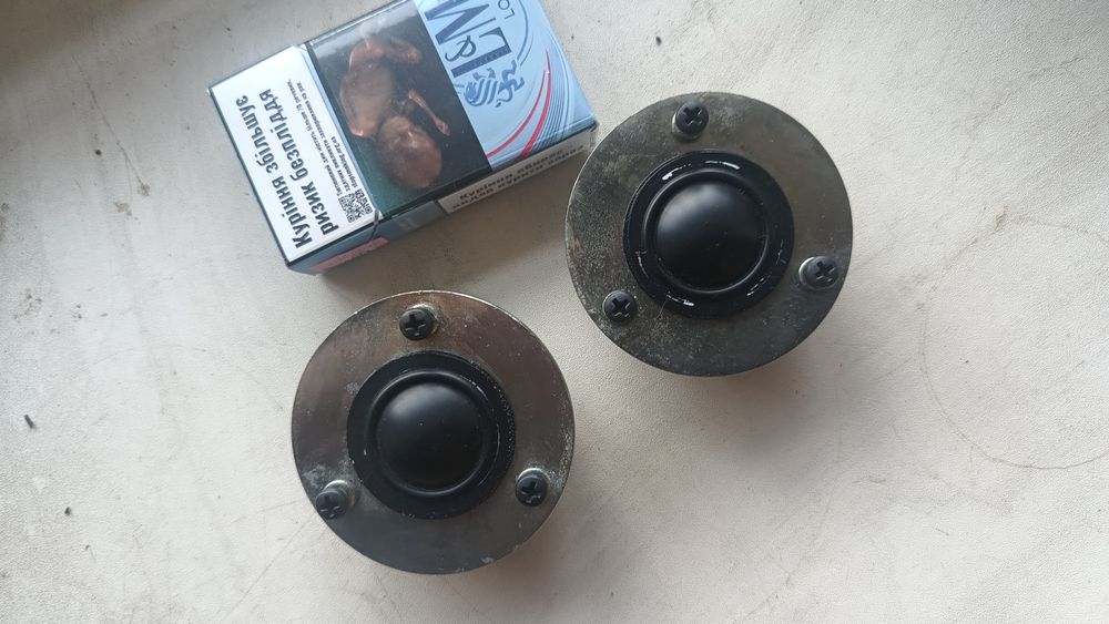 Динаміки Isophon .