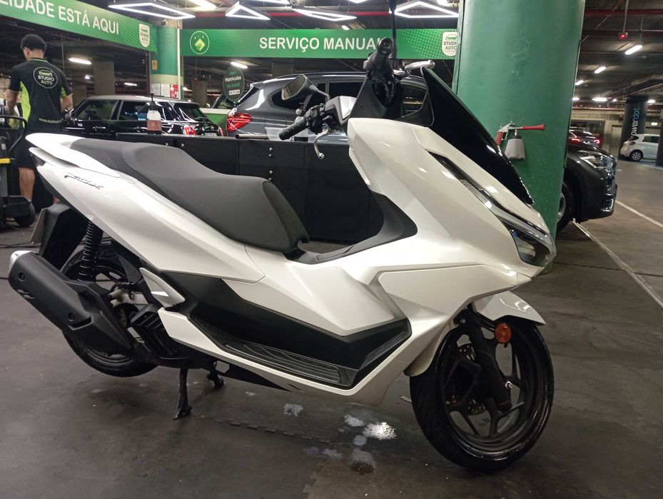 Moto Honda PCX nova